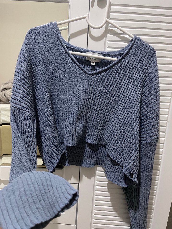 V Yaka Mavi Örgü Kadın Kazak - Görsel 4