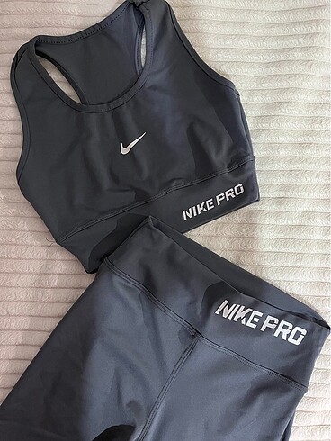 Diğer Nike pro spor takım