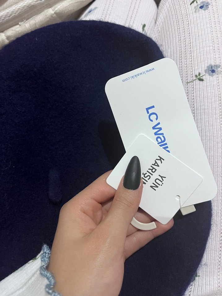 Lacivert şapka - Görsel 2