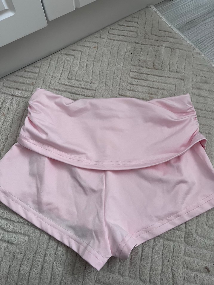 Pembe Pilili Kadın Mini Şort - Görsel 4