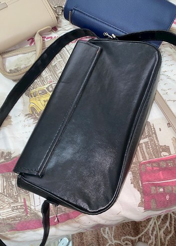 Siyah Deri Tokalı Kadın Çanta - Görsel 2
