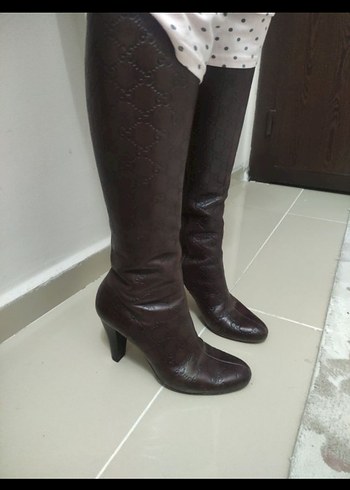 Orjinal Gucci Kahverengi Deri Dizüstü Stiletto Çizme