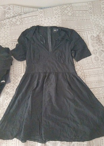 Siyah V Yaka Midi Keten Elbise