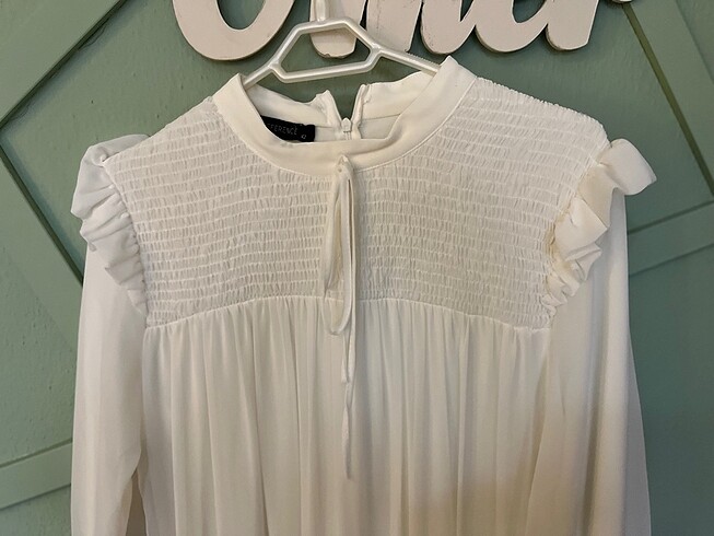 Beyaz Şifon Tesettür Elbise - Görsel 3