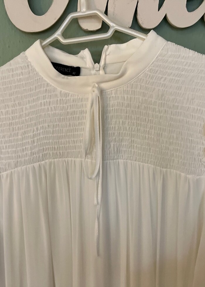 Beyaz Şifon Tesettür Elbise - Görsel 3