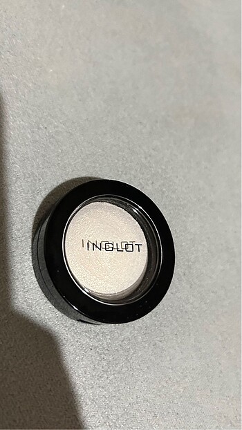Beden Renk Inglot Highlighter 19 numara