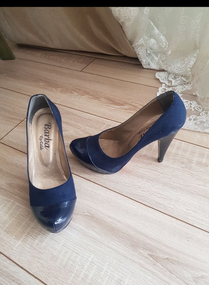 Klasik Şıklık Mavi Platform Topuklu Ayakkabı - Görsel 3