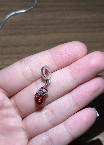 pandora spiderman charm - Görsel 4