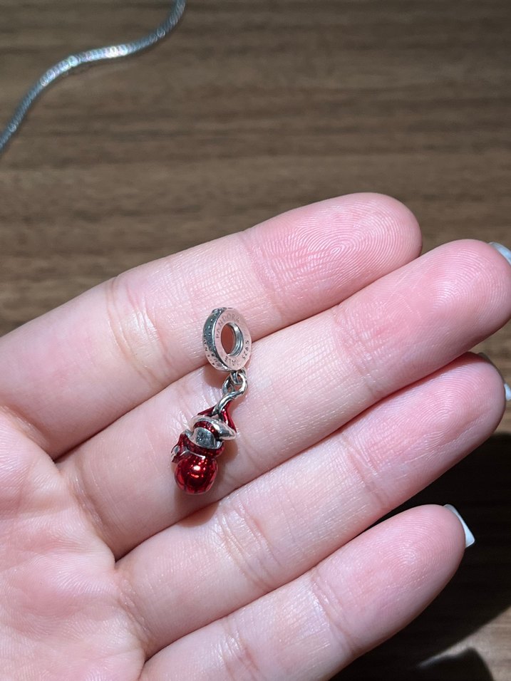 pandora spiderman charm - Görsel 4