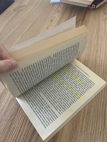 Beden Renk Sözlü ve Yazılı Kültür sözün teknolojileşmesi - Walter J. Ong