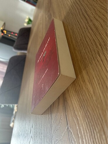 İntihar Şairleri - Varlık yayınları - Görsel 3