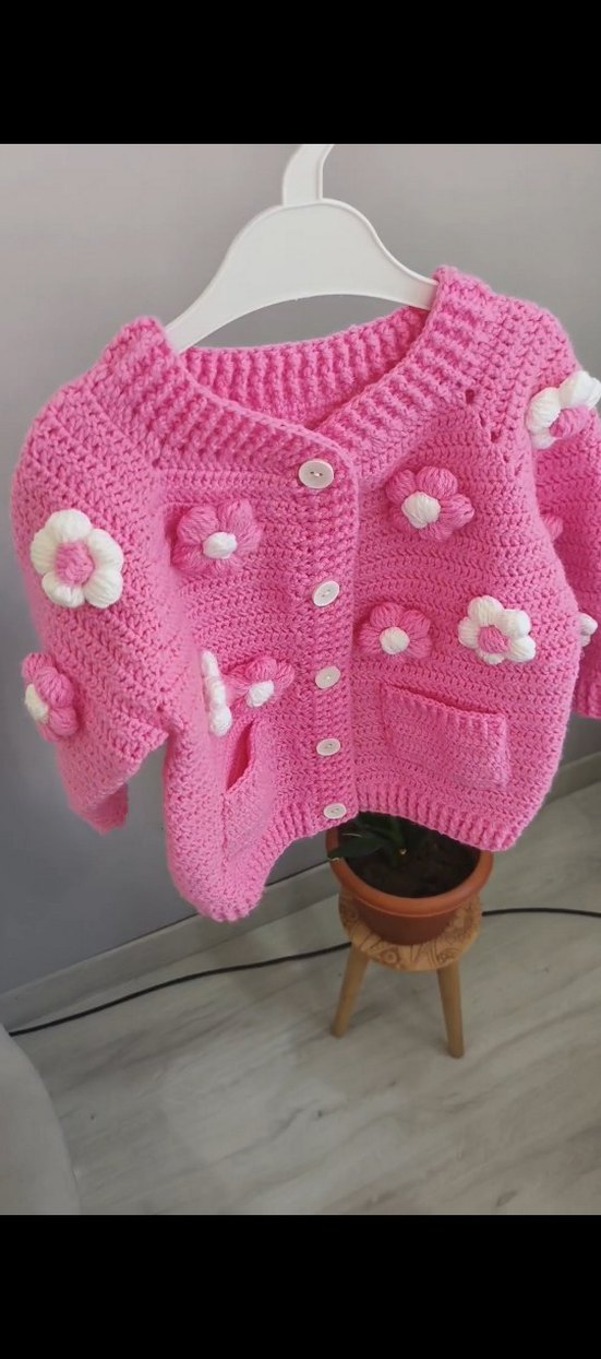 Çiçek Desenli Pembe Örgü Kız Hırkası - Görsel 2