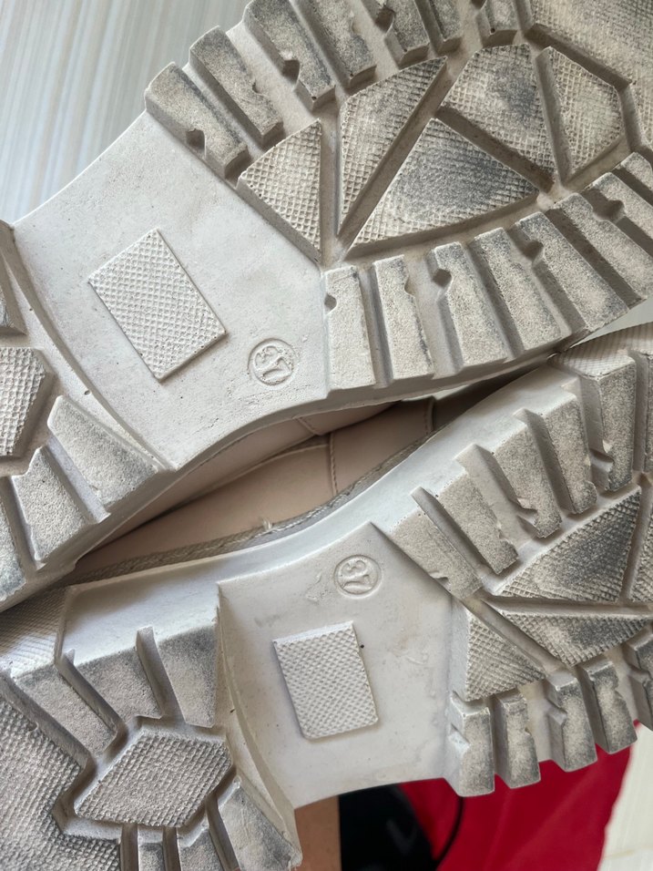 Beyaz Zincir Detaylı Kız Loafer Ayakkabı - Görsel 4