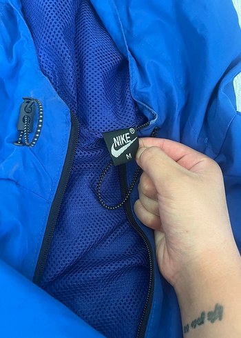 Nike Mavi Erkek Yağmurluk ve Rüzgarlık