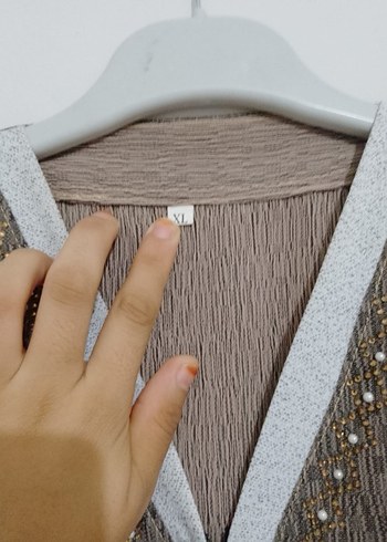 xl Beden Nakışlı V Yakalı Uzun Bej ferace