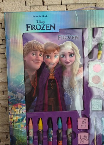 Frozen 100+ Parça Yaratıcılık Seti - Görsel 4