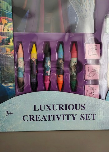 Frozen 100+ Parça Yaratıcılık Seti - Görsel 2