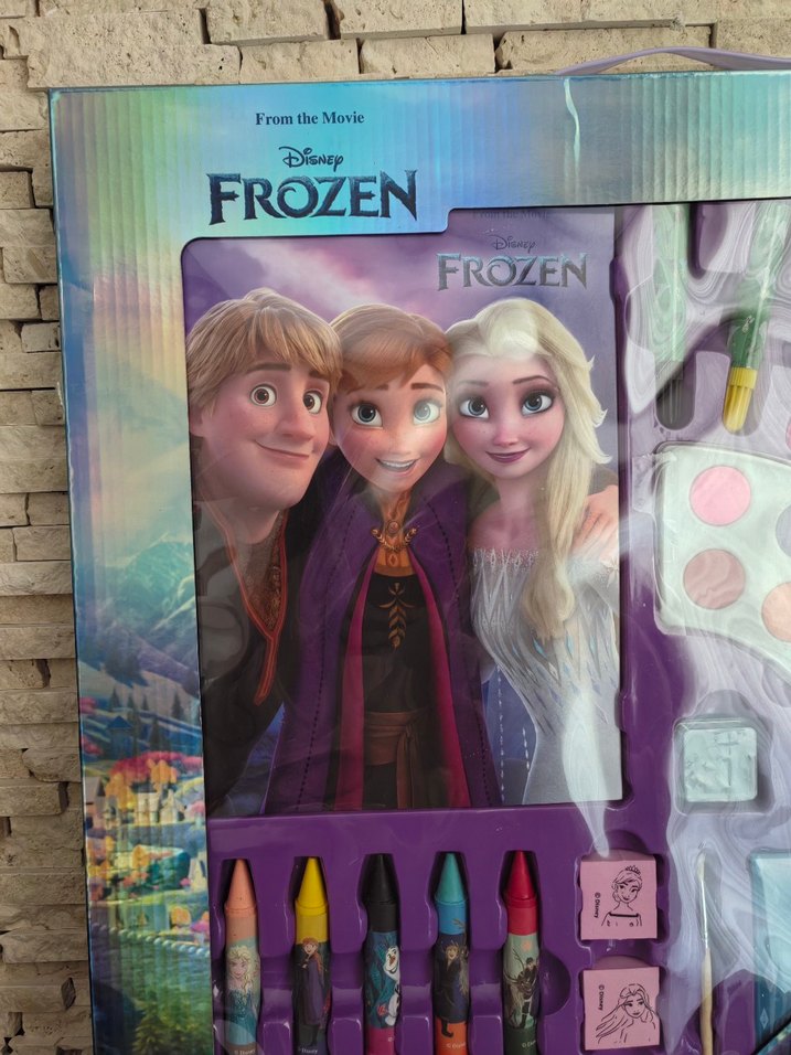 Frozen 100+ Parça Yaratıcılık Seti - Görsel 4