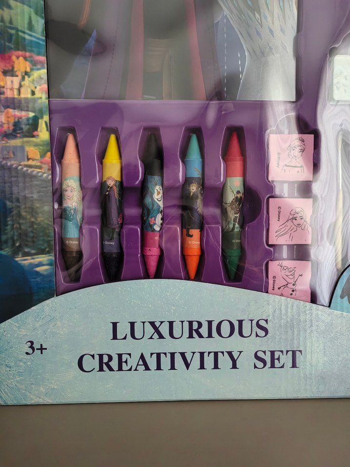 Frozen 100+ Parça Yaratıcılık Seti - Görsel 2