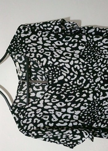 50 Beden gri Renk Gri Zebra Desenli Kısa Kollu Kadın Bluz