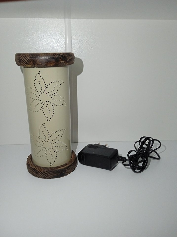 Çiçek Desenli Bej Gece Lambası (Led ışıklı) - Görsel 3