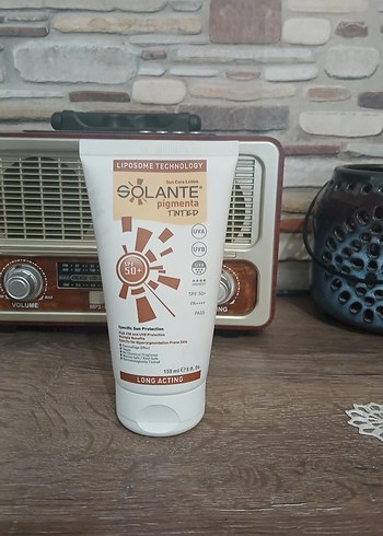 Solante Pigmenta Tonlu Güneş Kremi SPF 50+