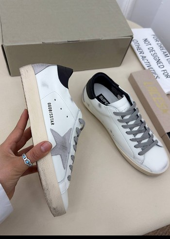 Golden Goose Deluxe Minimal Beyaz Sneaker