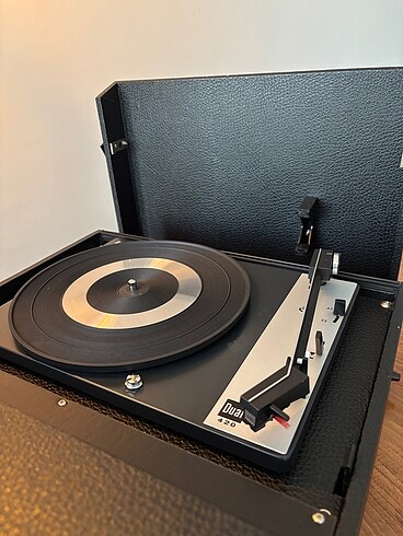 Dual P51 pikap