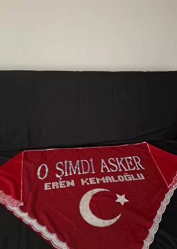 İşlemeli Kırmızı Erkek Mendili