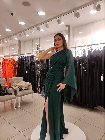 Ilmio İlmio abiye elbise