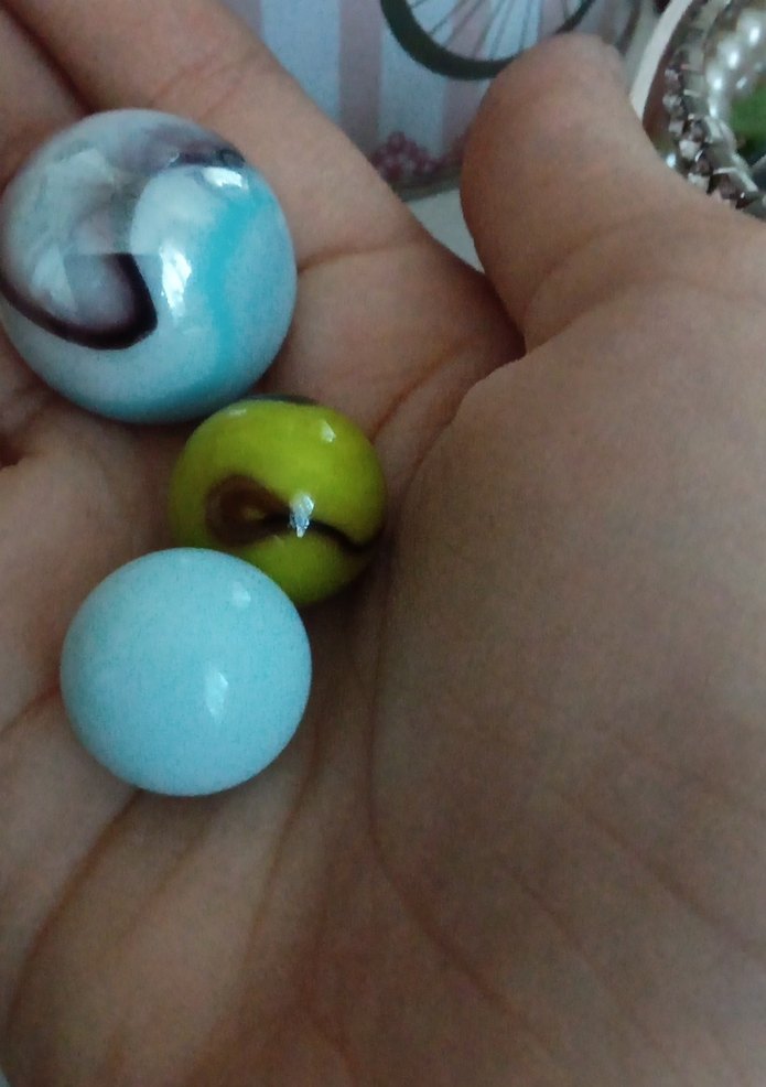 3 adet bilye 1 adet buyuk 2 adet ise kucuk - Görsel 2