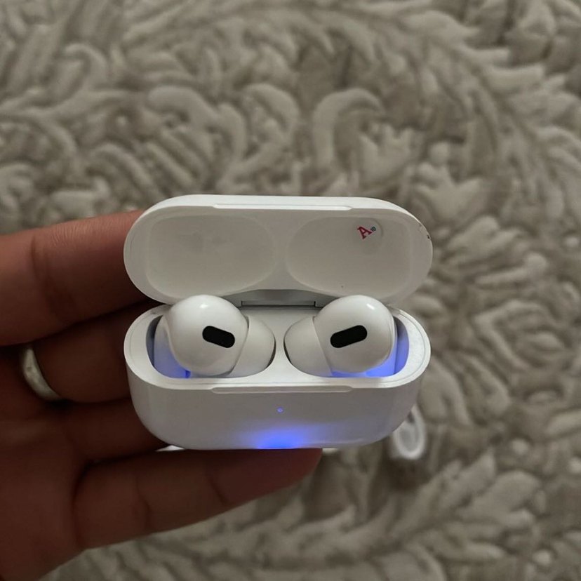 Beyaz Kablosuz Kulaklık - Görsel 2