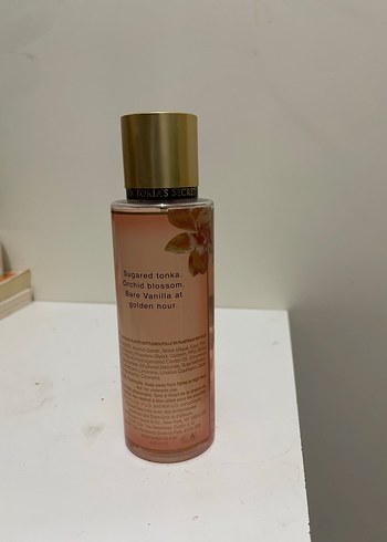 Victoria's Secret Golden Bare Vanilla Kadın Parfümü - Görsel 2