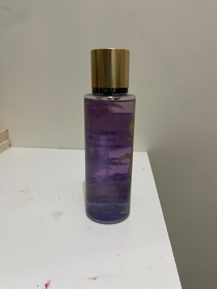 Victoria's Secret Blackberry Bite Kadın Parfümü - Görsel 2