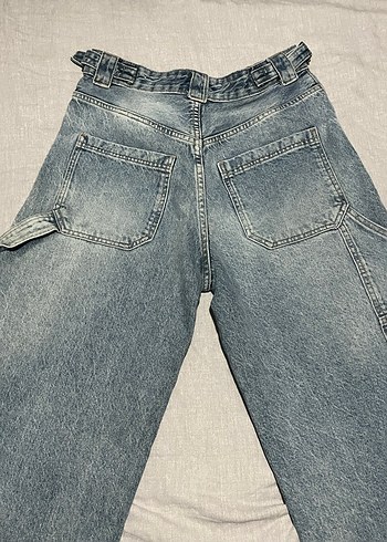 38 Beden Kadın Mavi Denim Bol Kesim Kemerli Jean
