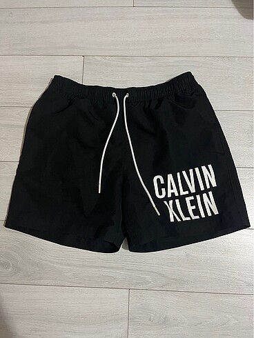 Calvin Klein Deniz Şortu