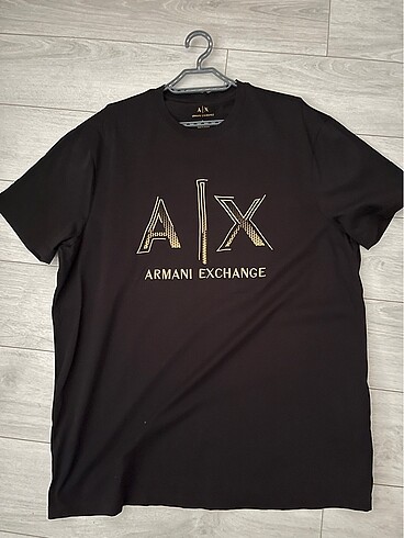 Armani Exchange l