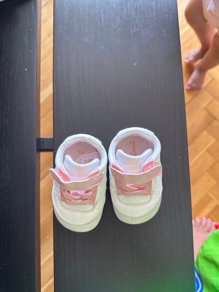 Kız bebek Mayoral  Pembe Cırtlı Spor Ayakkabı - Görsel 2