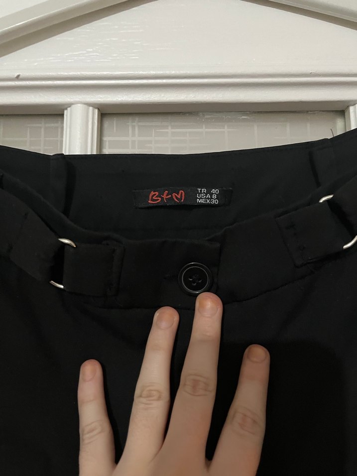 Kadın Siyah Kemerli Kumaş Pantolon - Görsel 3