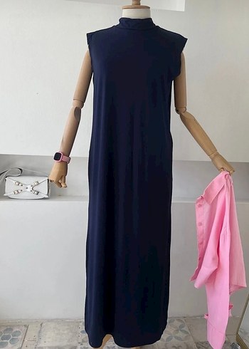 Lacivert Yüksek Yakalı Kolsuz Midi Elbise - Görsel 2