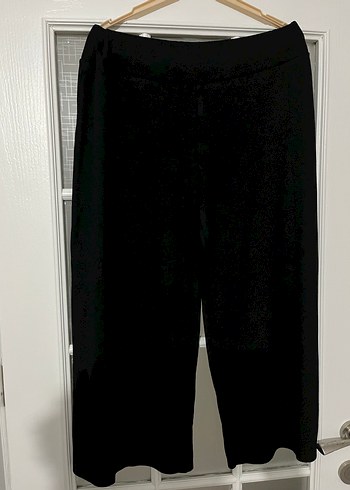 Siyah Salaş Midi Kumaş Pantolon - Görsel 2