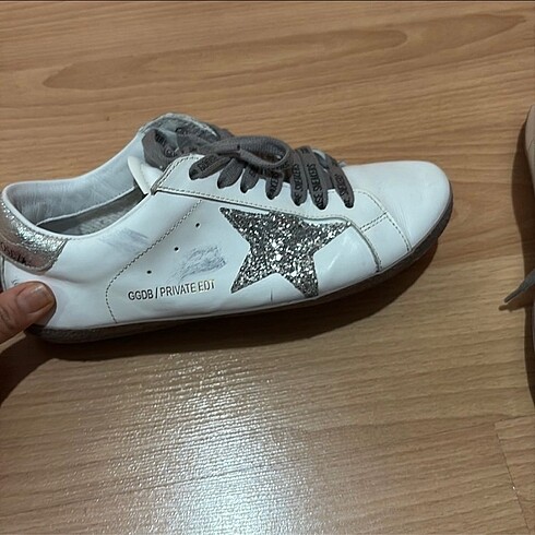 Golden Goose Deluxe Spor ayakkabı