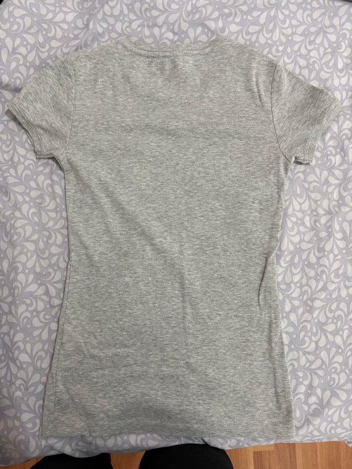 Gri Baskılı Kısa Kollu Kadın Tişört - Görsel 2