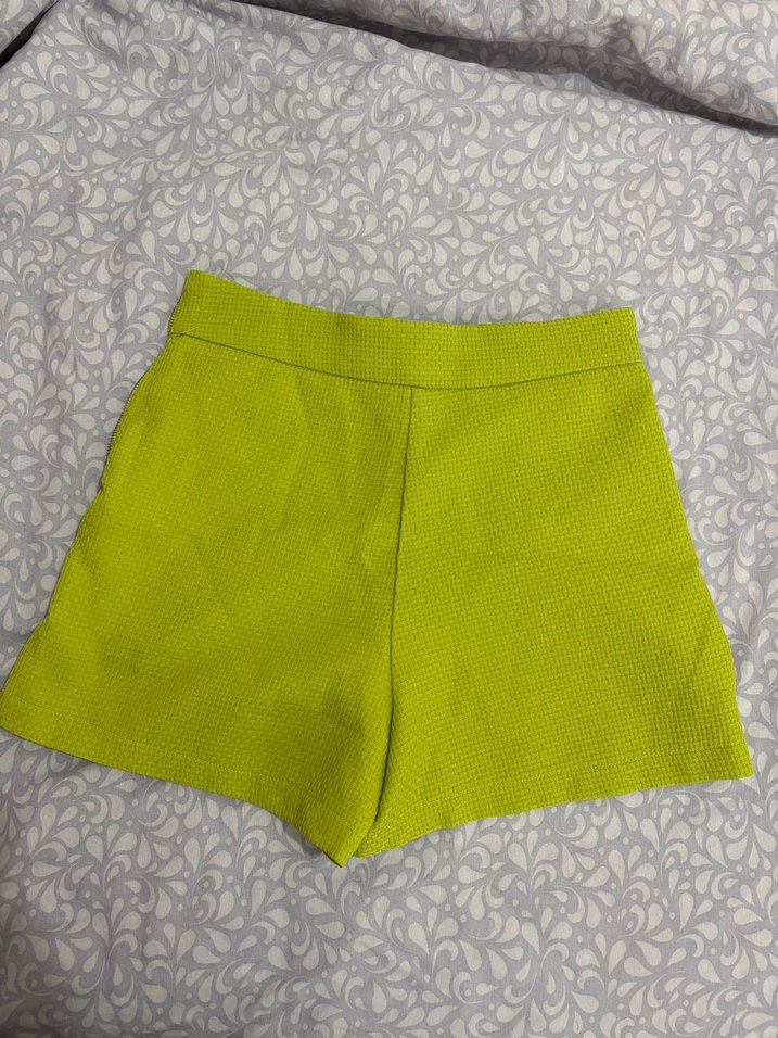 Yandan fermuarlı Yeşil Mini Kadın Şort - Görsel 2