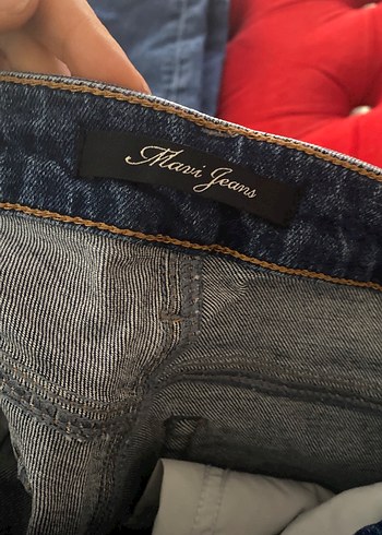 27 Beden Koyu Mavi Kadın Denim Pantolon