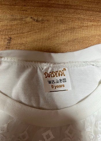 Kız Çocuk Beyaz Dantelli Kısa Kollu Bluz - Görsel 2