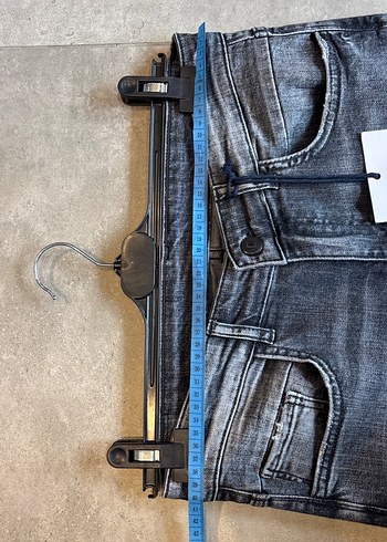 Gri Baskılı Erkek Denim Pantolon - Görsel 2