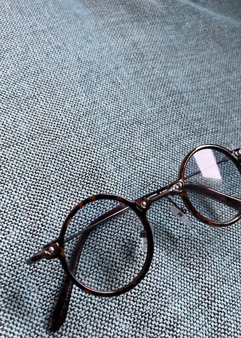 Kahverengi Yuvarlak Kadın Gözlüğü vintage tarzıyla - Görsel 2