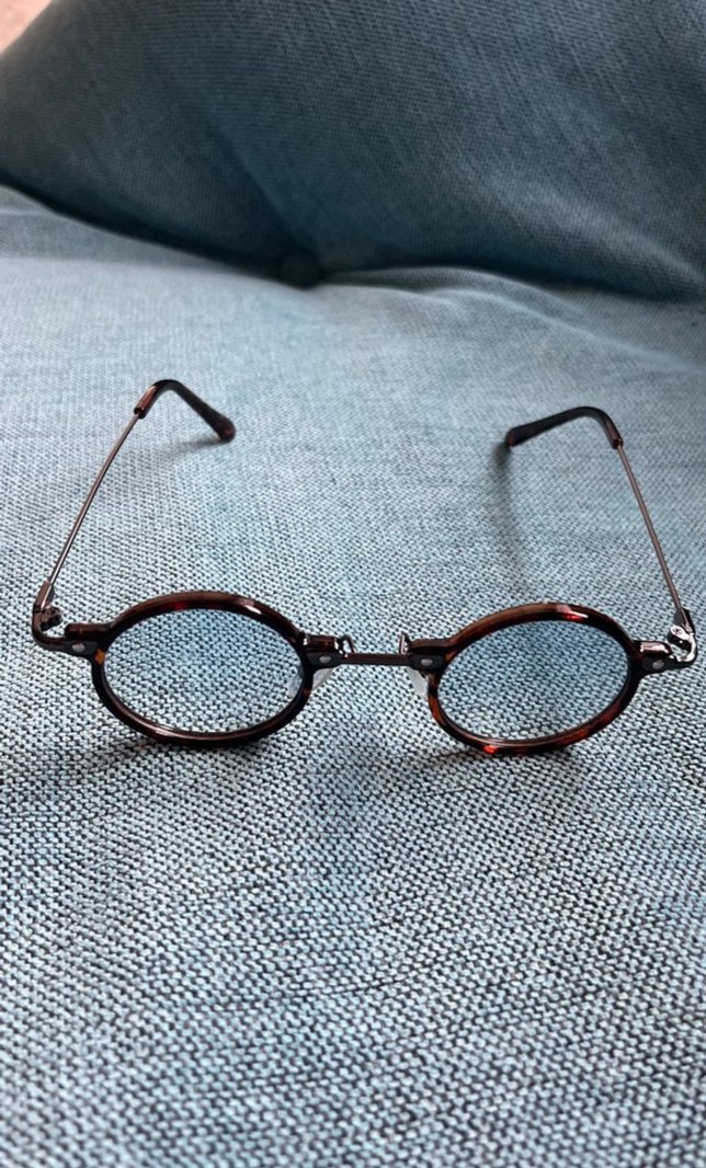 Kahverengi Yuvarlak Kadın Gözlüğü vintage tarzıyla - Görsel 3
