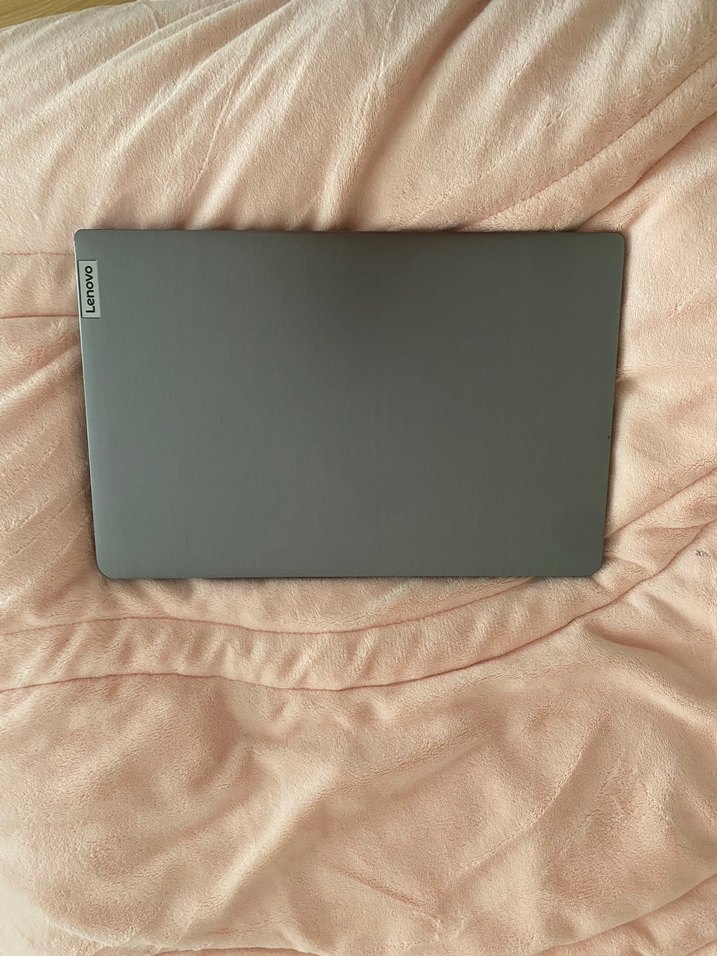 Gri Lenovo Dizüstü Bilgisayar - Görsel 2